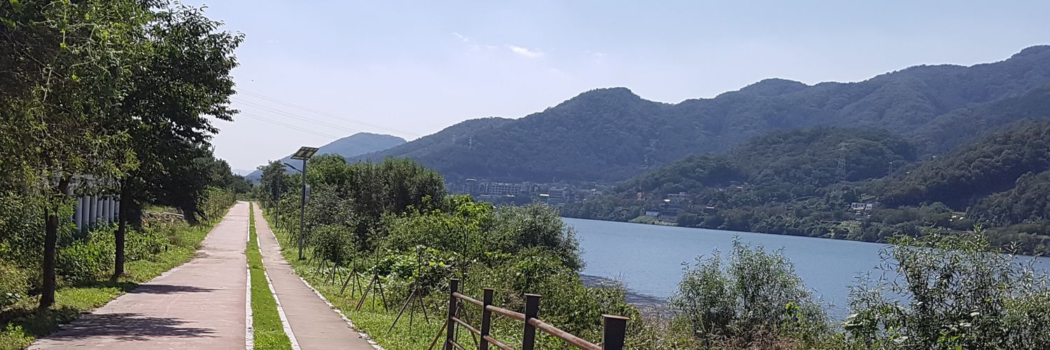 dohello's profile banner image