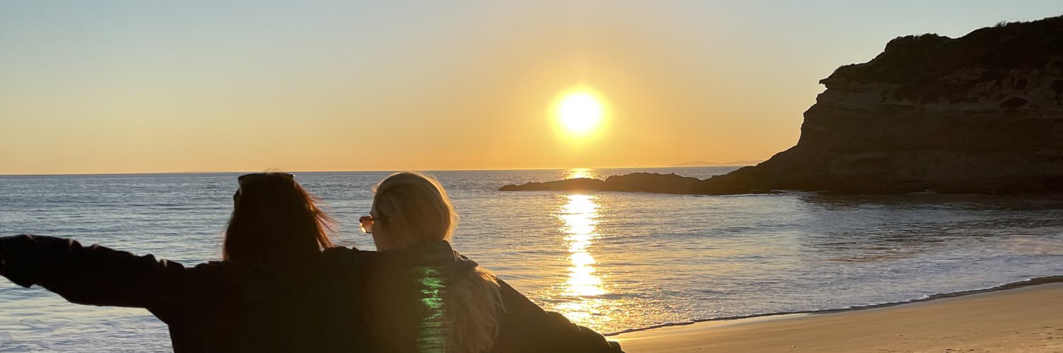 Alexandra_Rizo's profile banner image