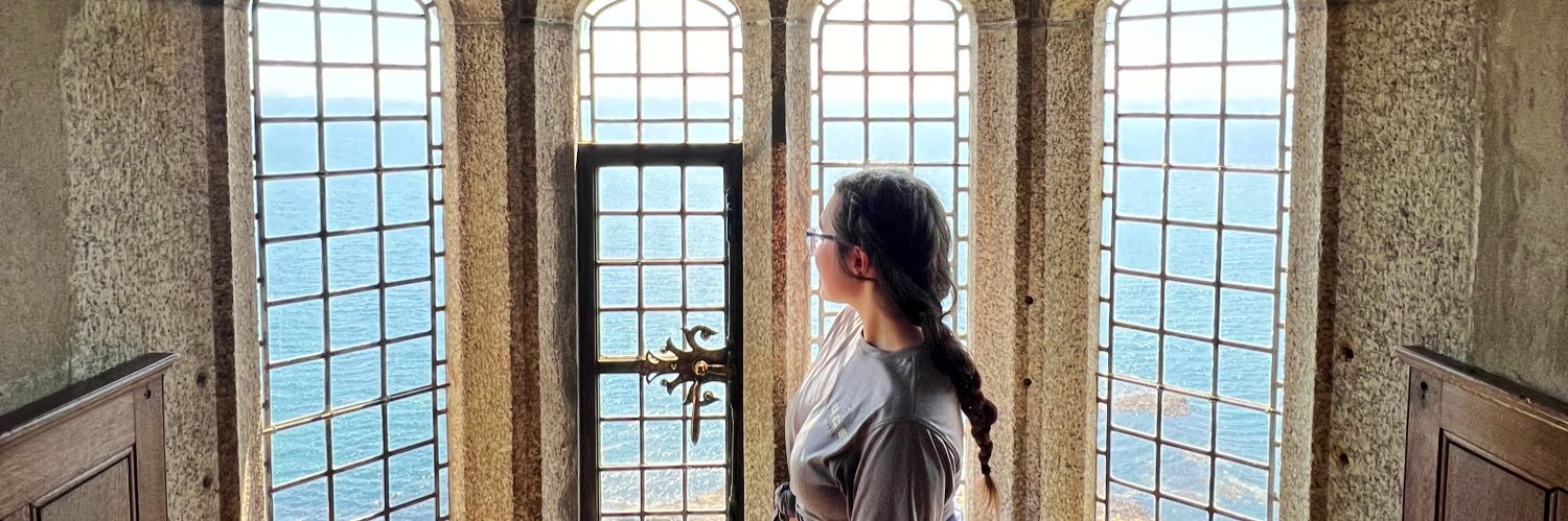 Madeleine Howe banner