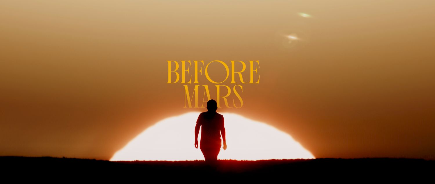 Victor Román banner