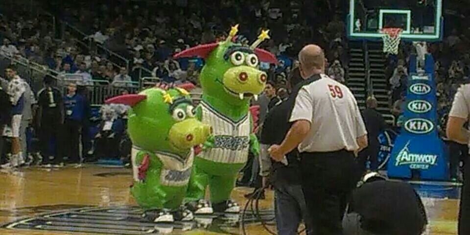 Evan Dunlap 🍉 banner