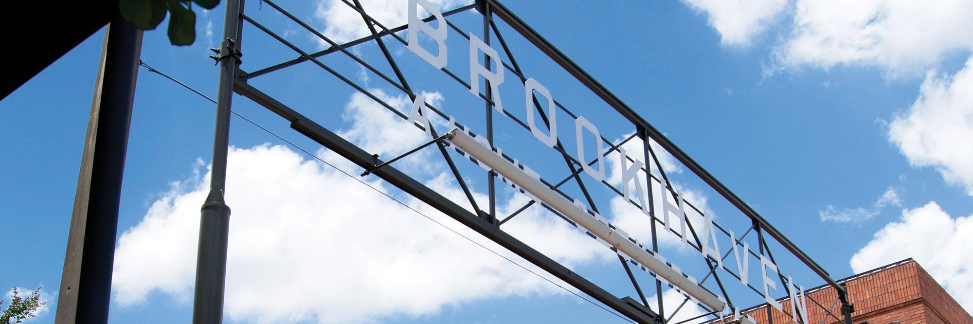 The Daily Leader banner