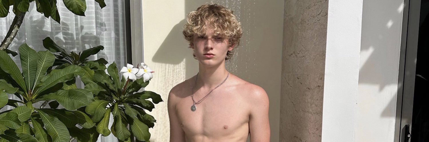 Charlie Connor (@Charlie_C_XO) / Posts / X