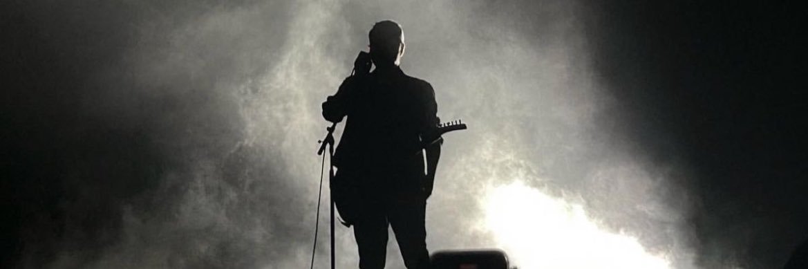 - banner