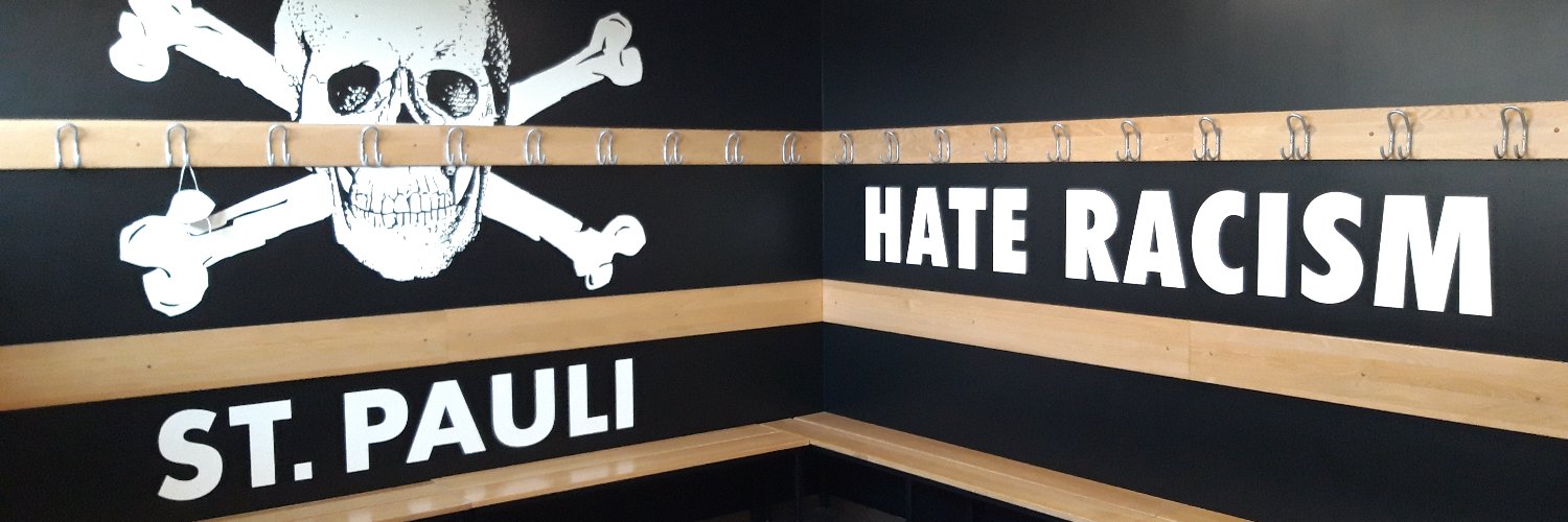 Alex Čizmić banner