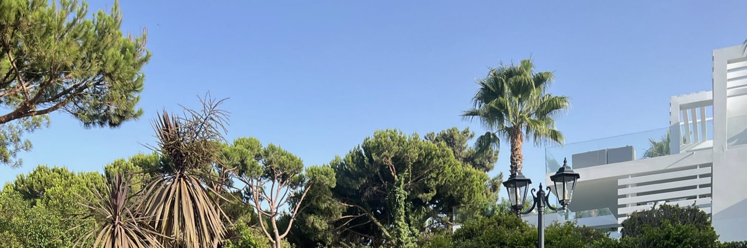 eljmay_'s profile banner image