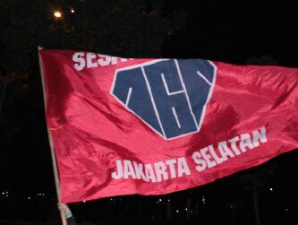 Chaki banner