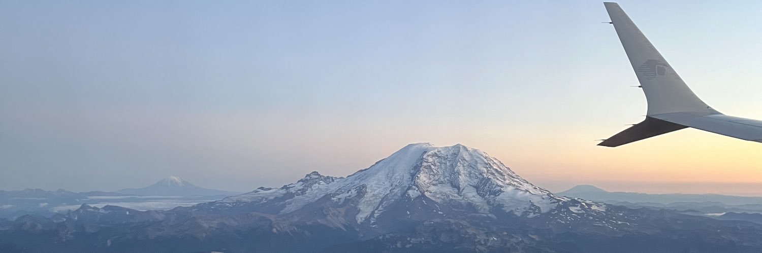 itzelpig's profile banner image