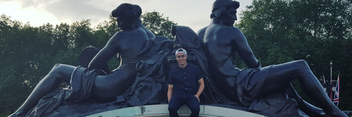 Its_Uriel's profile banner image
