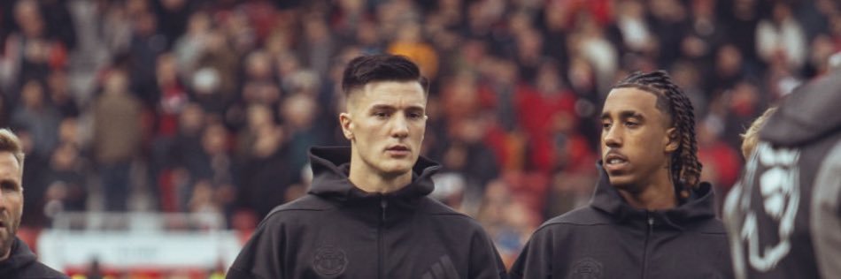 Man United Intern 🔴 banner