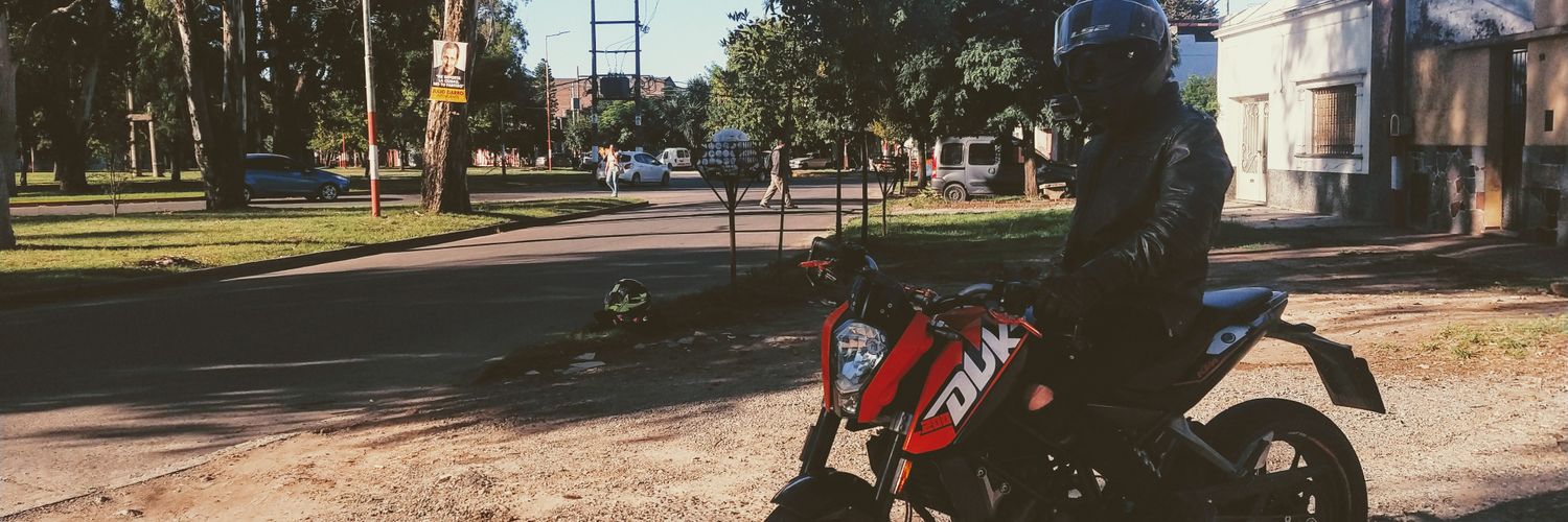 Russo_sanchez's profile banner image