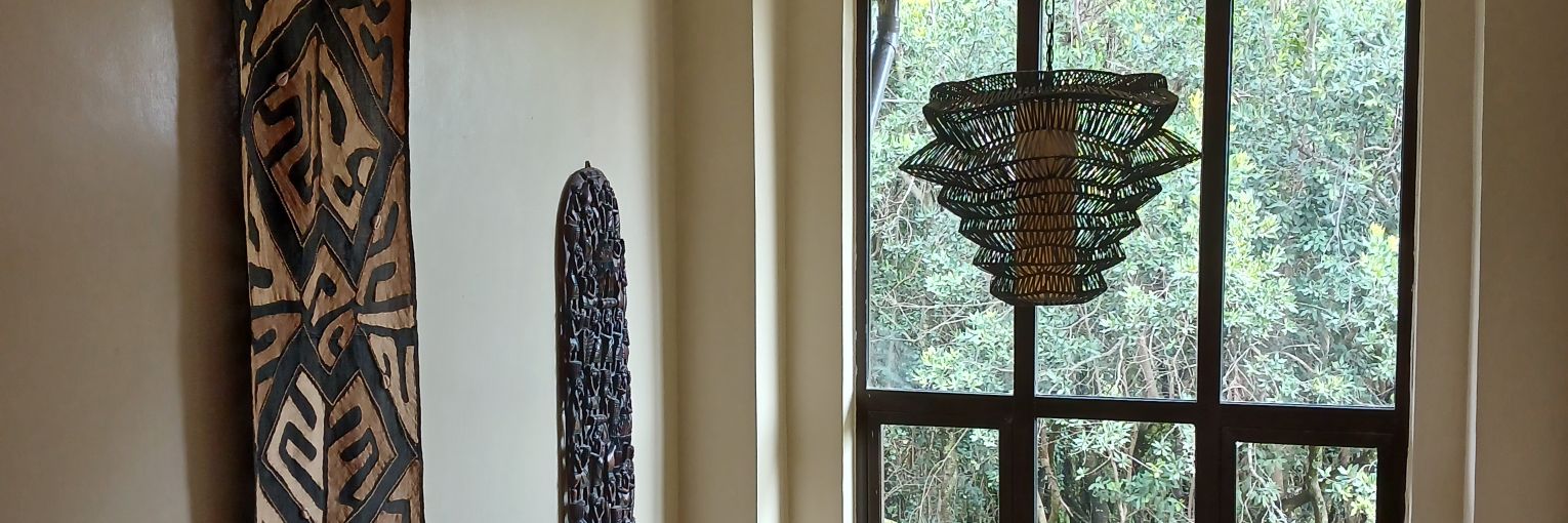 t.'s banner