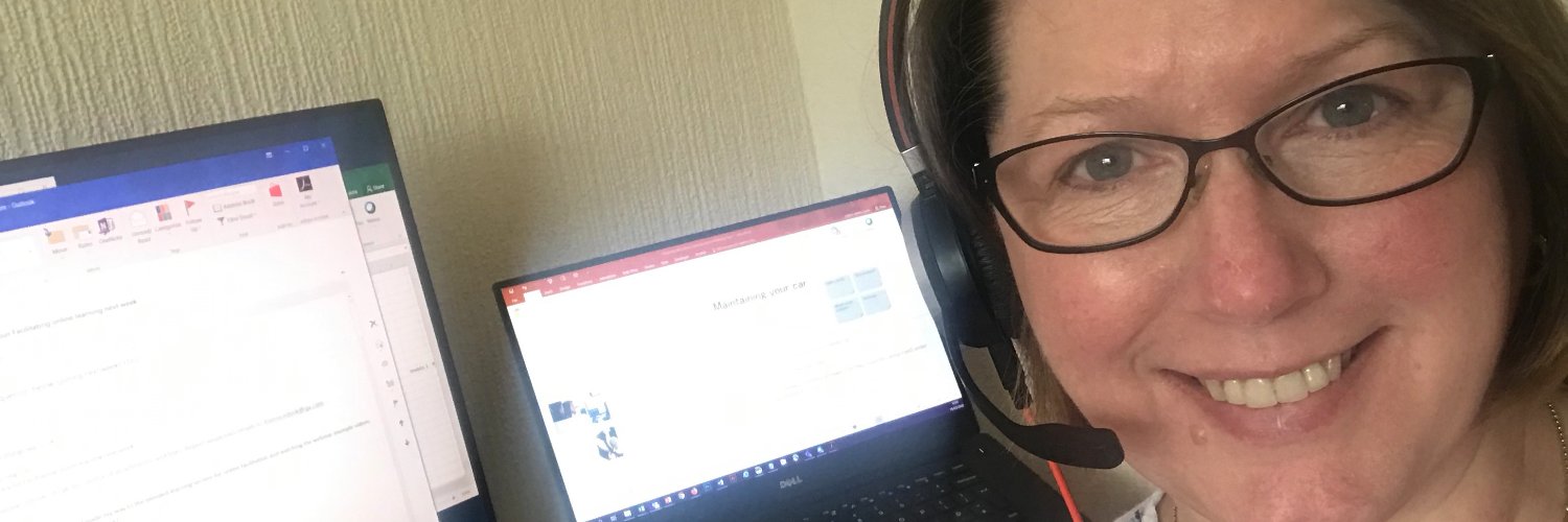 LauraLJ's profile banner image