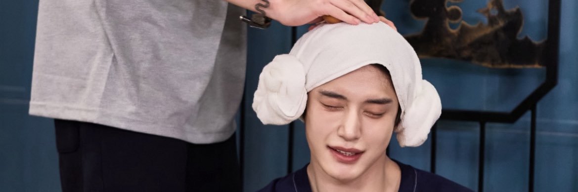 jjjyi🌼じゅい banner