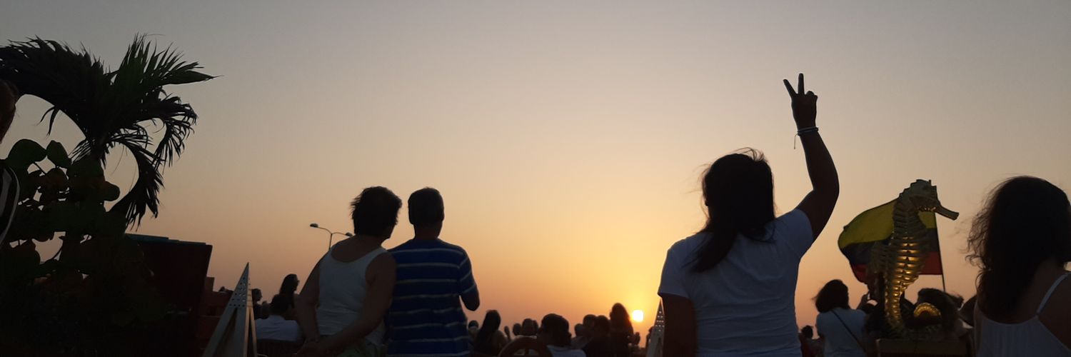 lorena_17_26's profile banner image
