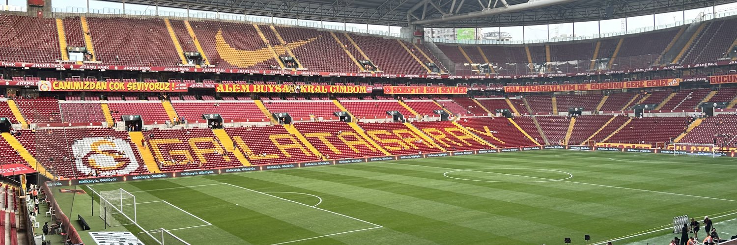 yecandan's profile banner image