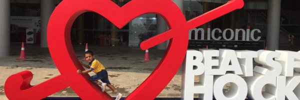 uxlogix Profile Banner