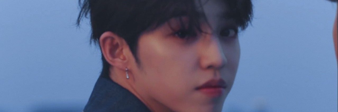 잉? banner