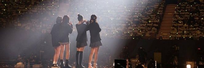 우아's banner