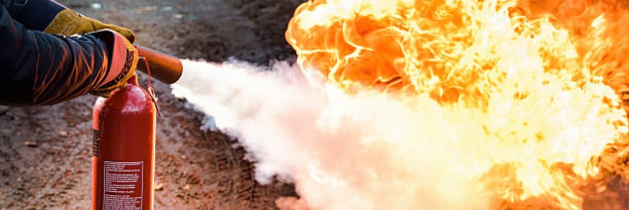 L'Extincteur banner