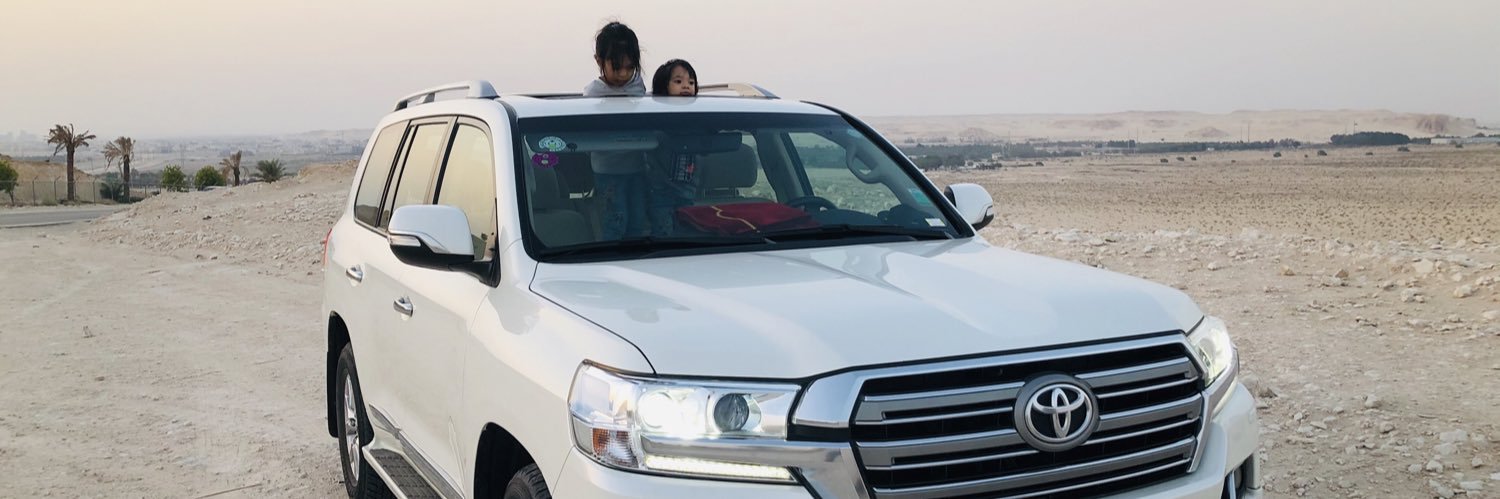 aroosmohad's profile banner image