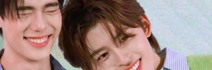 Wen/LYT era👩🏾‍🏫 banner