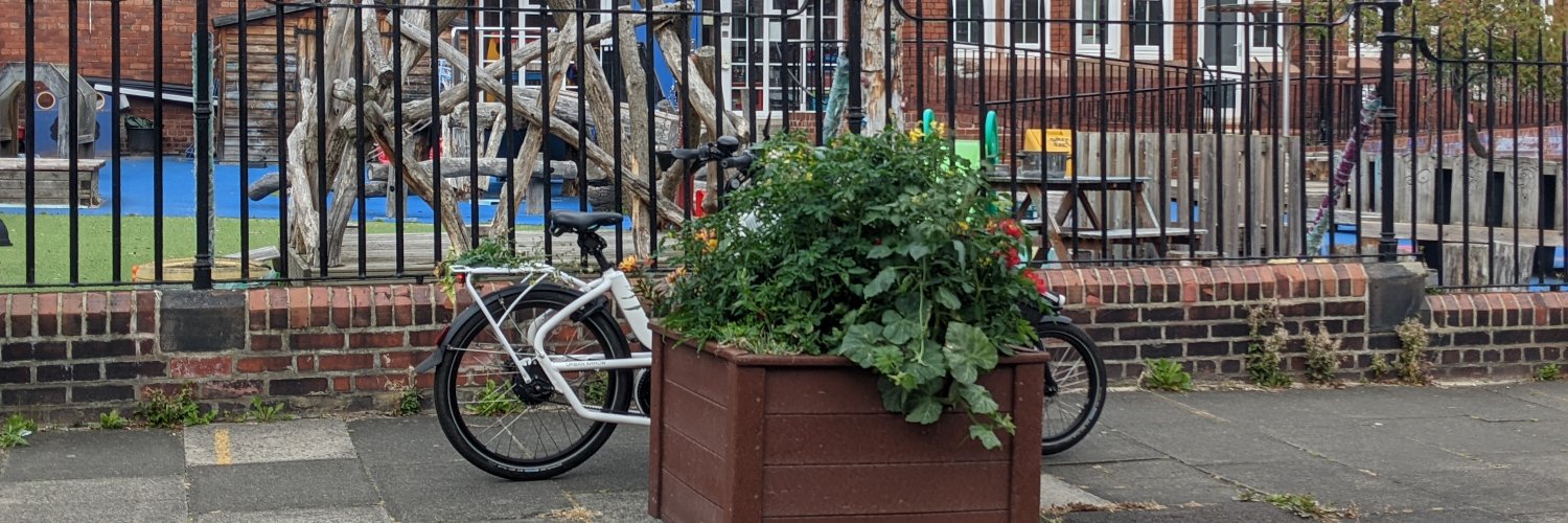 oodavid - that bench guy banner