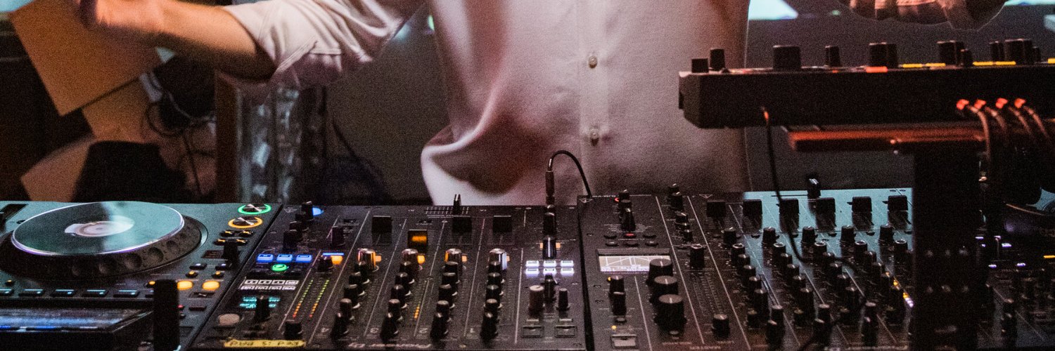 DJchrisriveira's profile banner image