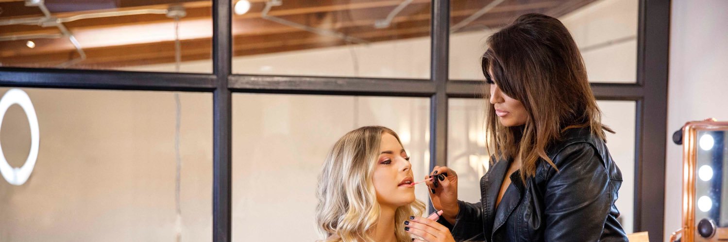 RockMeUpMakeup's profile banner image