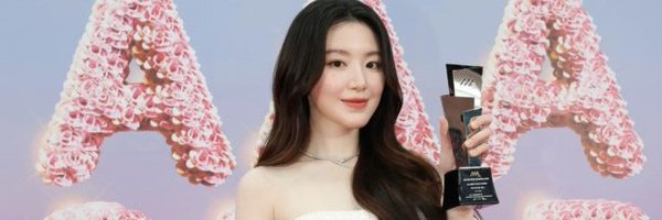 yehmazing Profile Banner