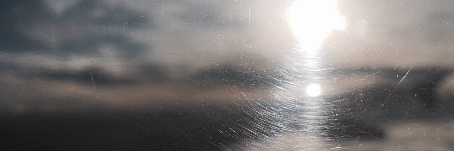 inesuka's profile banner image