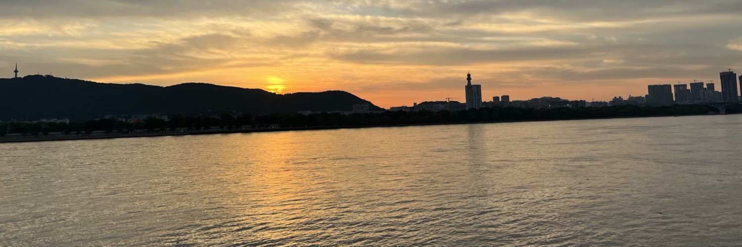 yzybb1's profile banner image