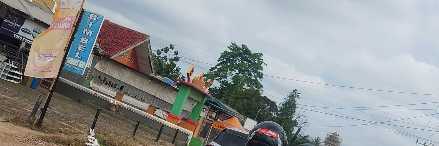topan banner