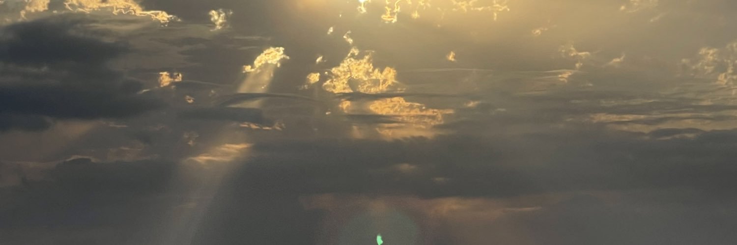 Poète libre🎗️ banner