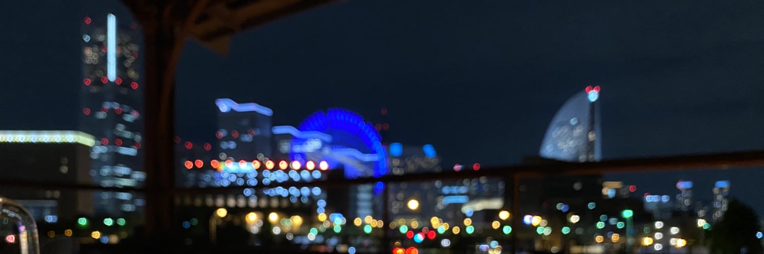 lislogl's profile banner image
