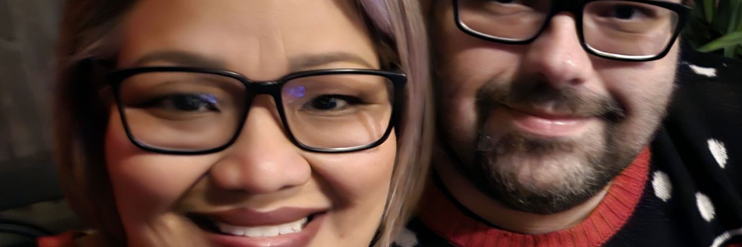 anamaray's profile banner image