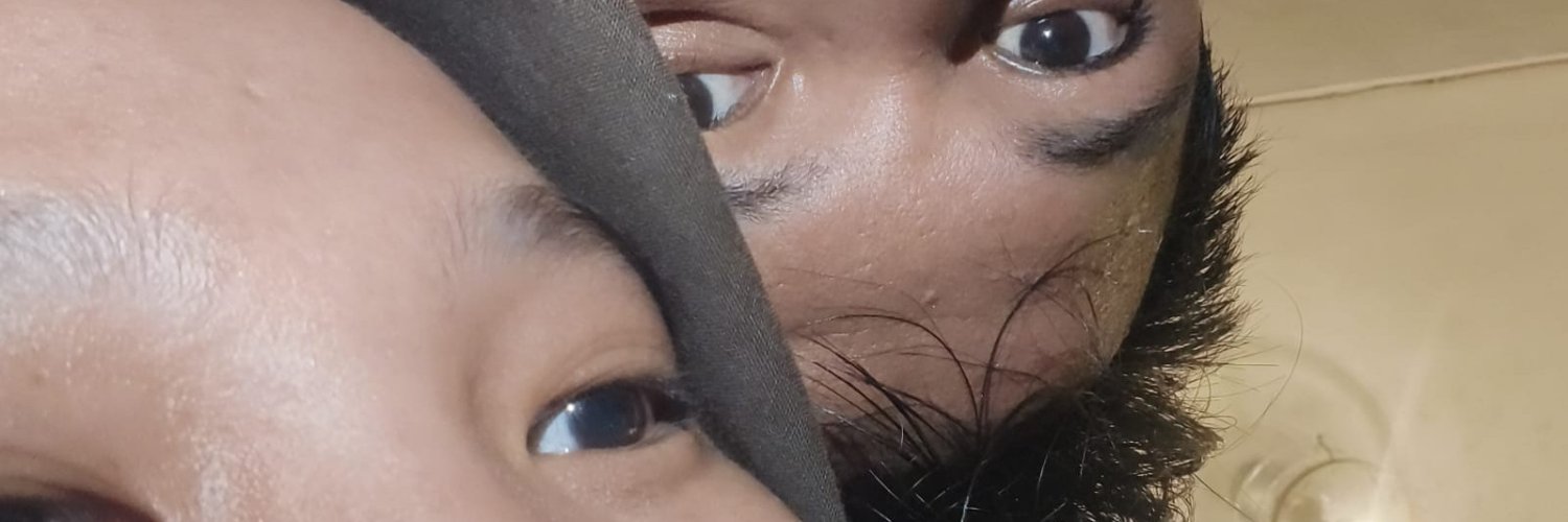 whosashila's profile banner image
