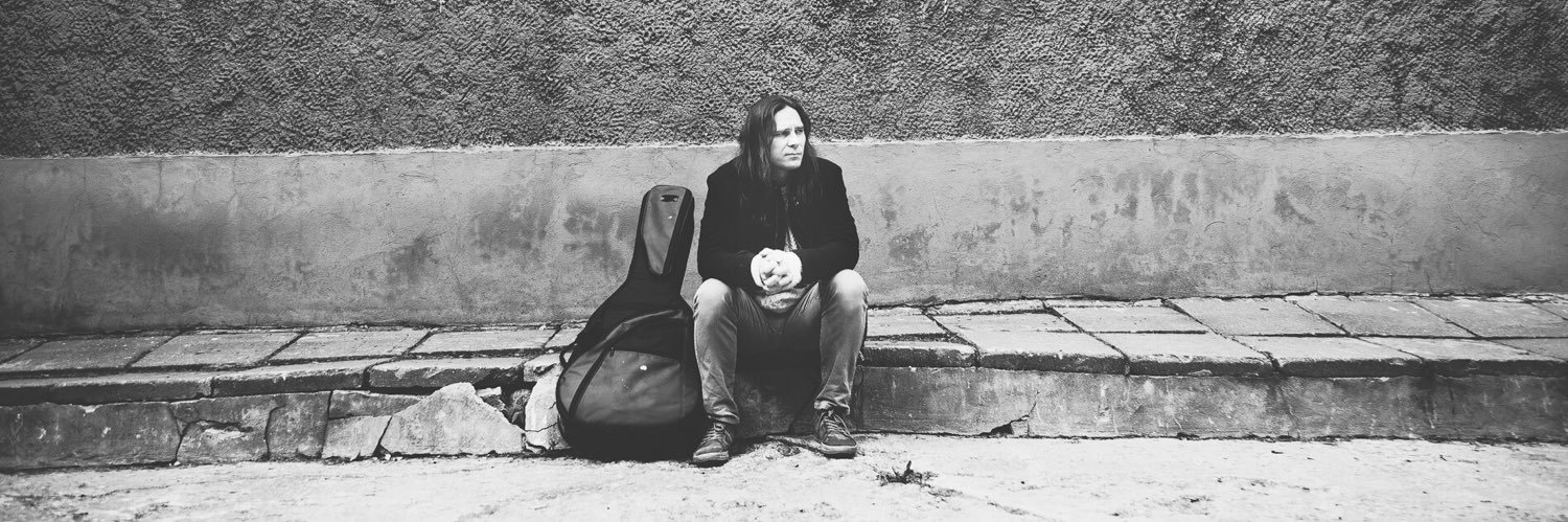 atmoravi's profile banner image