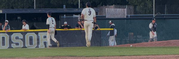 romantorres_12 Profile Banner