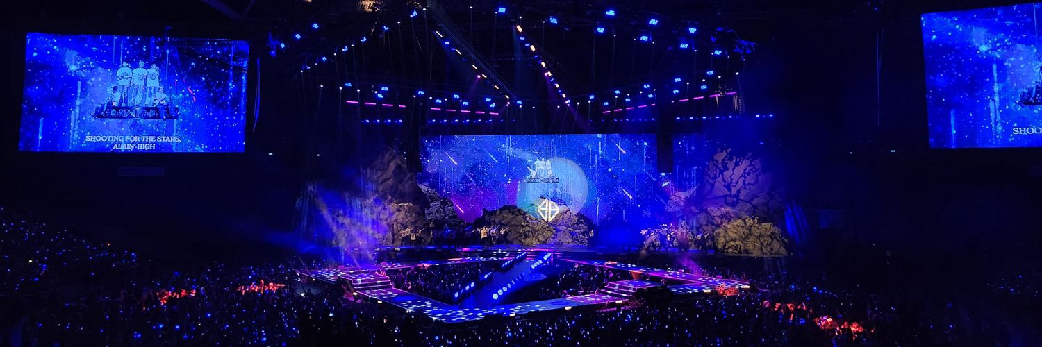 𝓻𝓮𝔂𝔃𝓮𝓮𝓮𝓵 ✨🍭☀️ banner