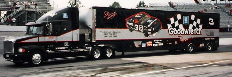 Ryan Gosling 🦊 banner