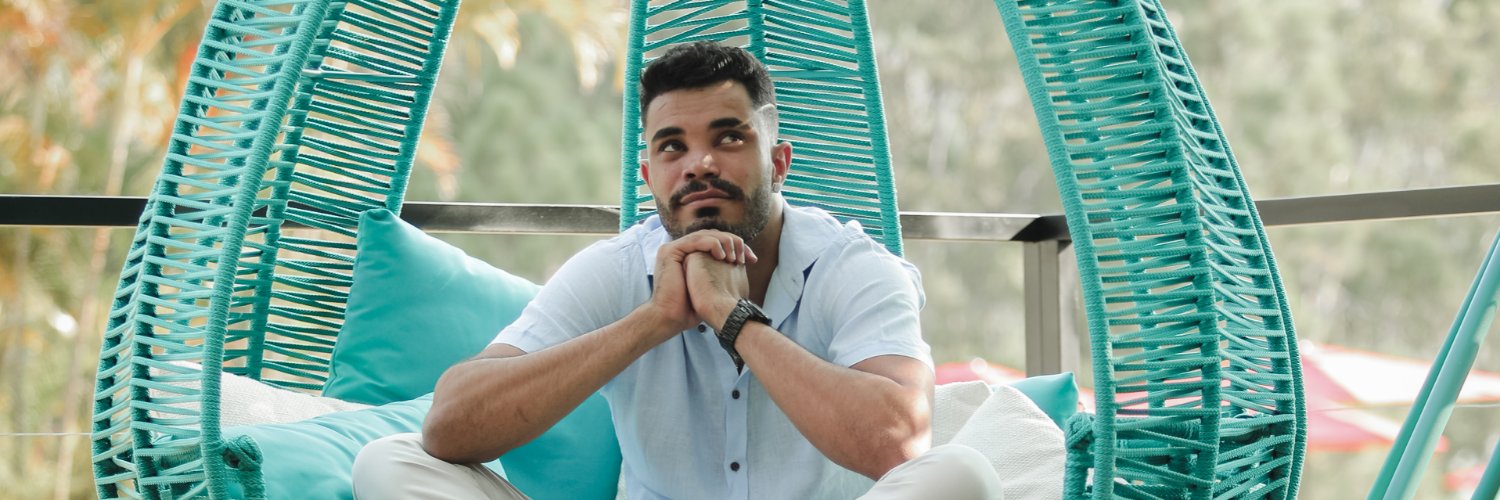 albertoandre's profile banner image