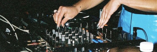 larawestdj Profile Banner