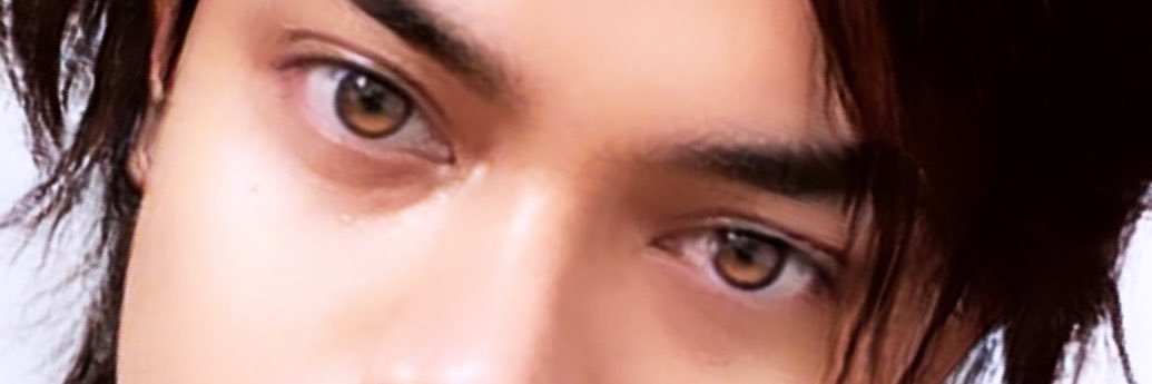 Mr. Pilot 💛🧸 banner