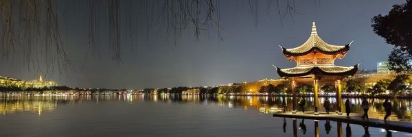 QingShiBrant Profile Banner