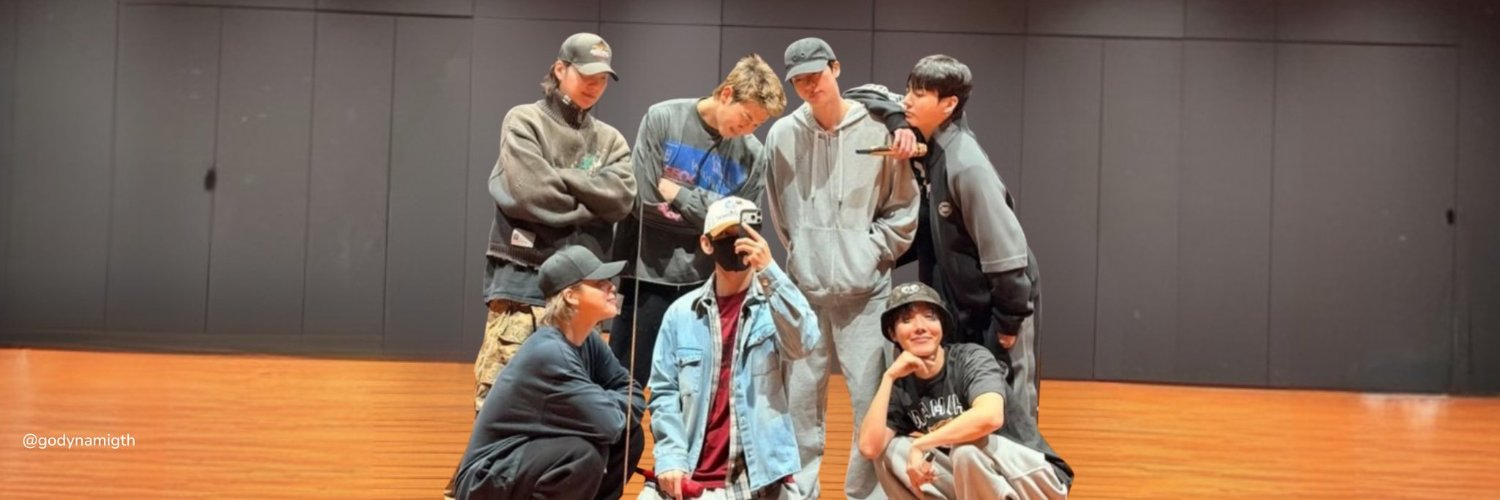 S♡FI ⁷ 🇵🇪 VOY A VER A BTS banner