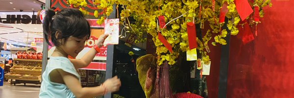 CamTu2211 Profile Banner