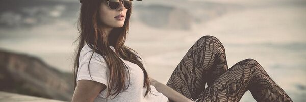 moodyo Profile Banner