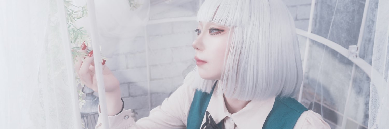 R_i__009's profile banner image