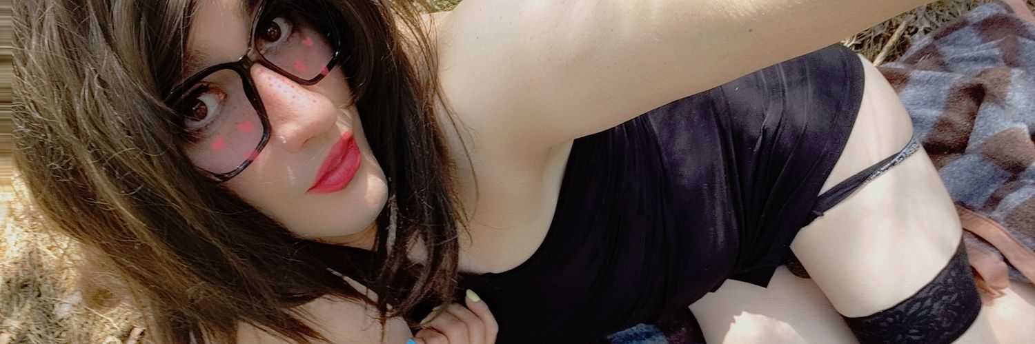 vikicd24's profile banner image